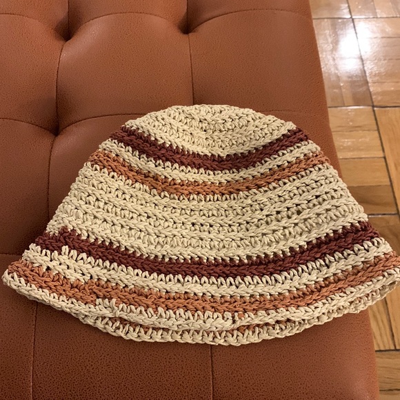 Zara Accessories Zara S Bucket Hat Crochet Effect Retail 29 Poshmark